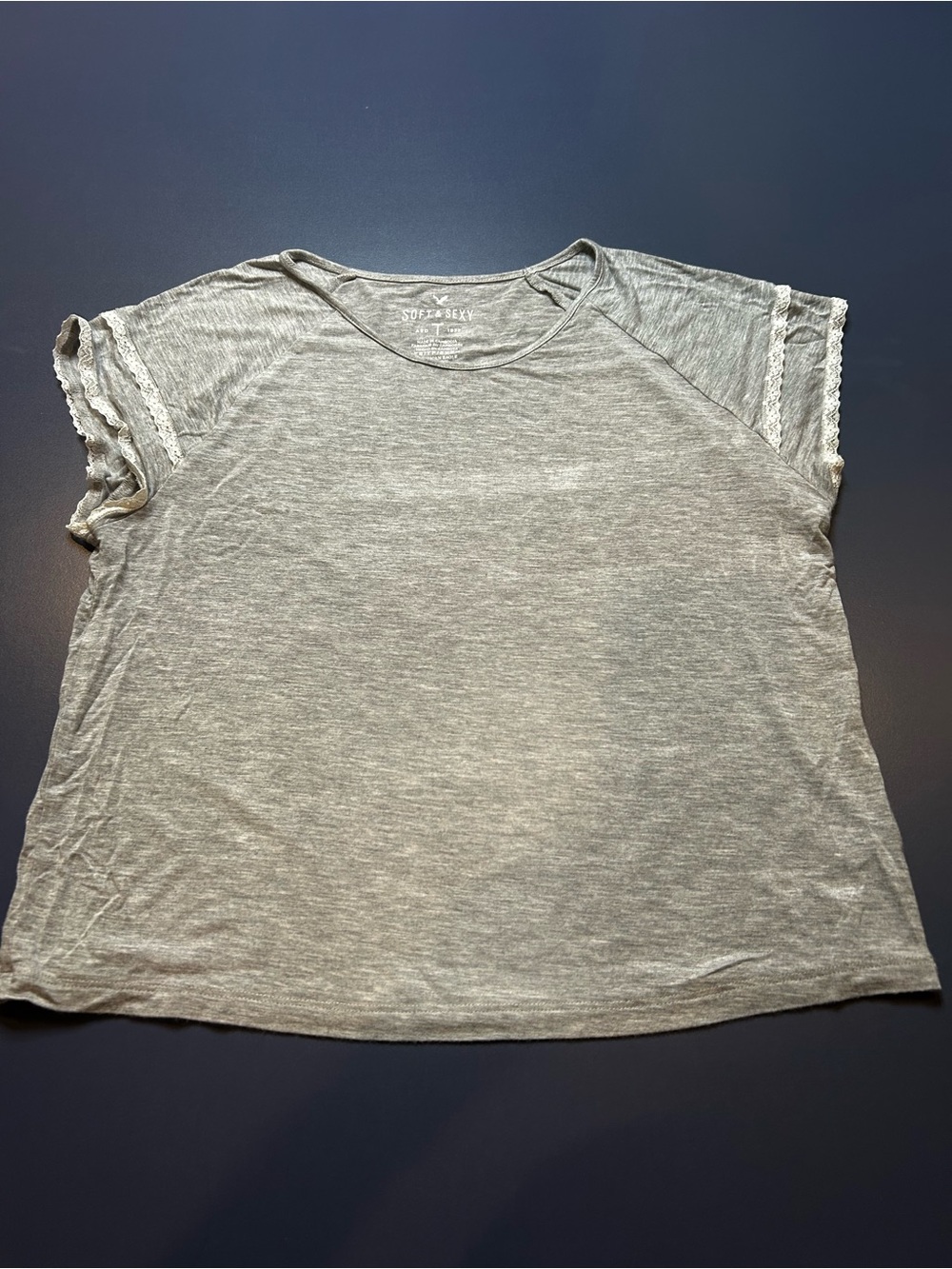American Eagle Heather Gray Short Sleeve Lace-Trim Women's Top lightweight XS
